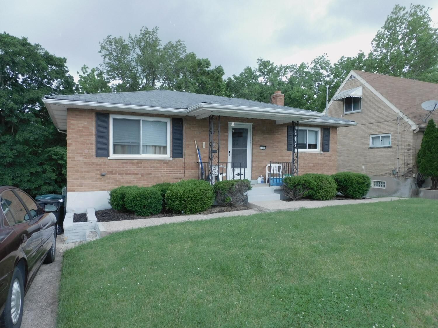 Property Photo: 1655 Atson Ln OH 45205
