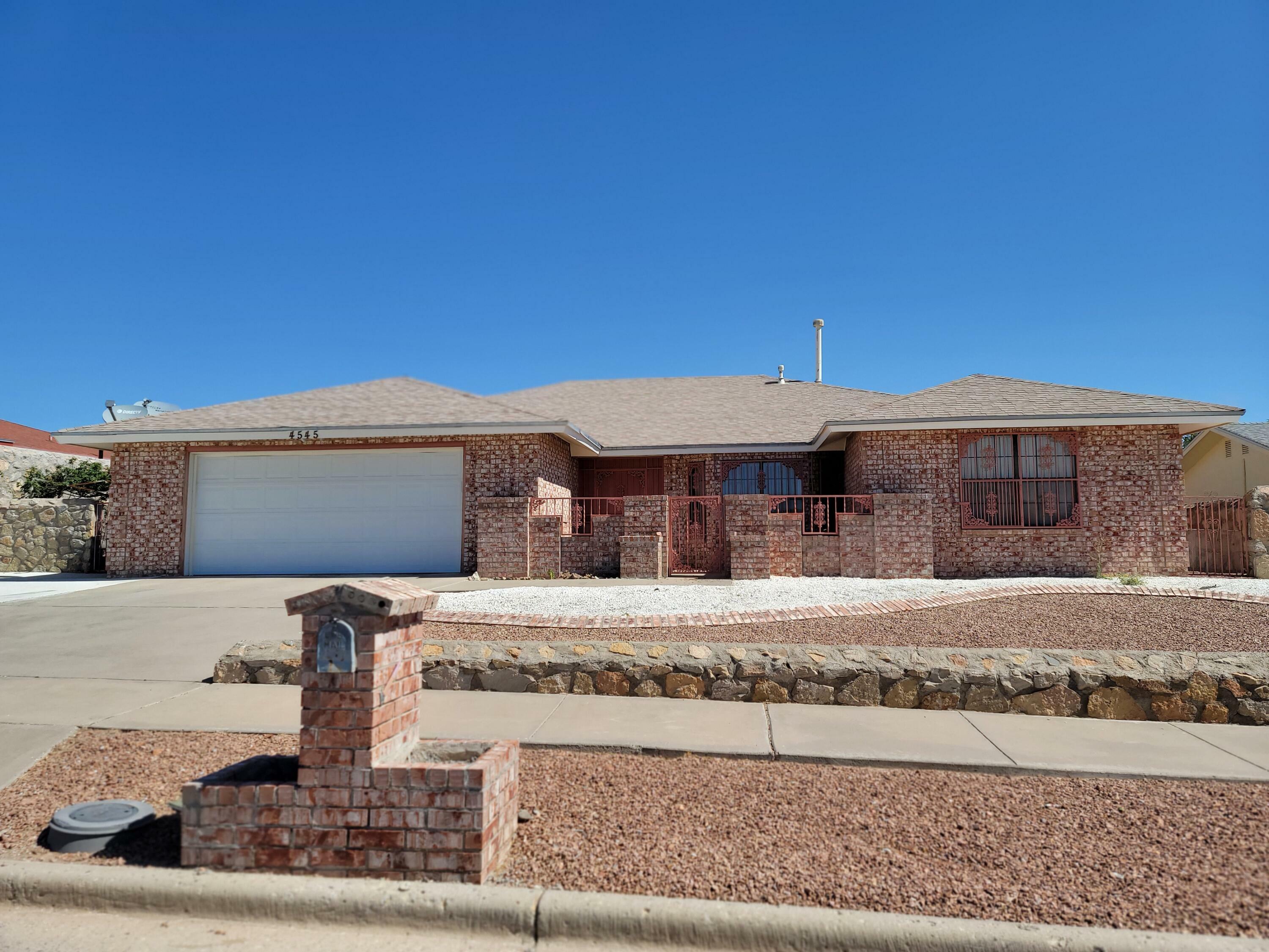 Property Photo:  4545 R L Shoemaker Drive  TX 79924 