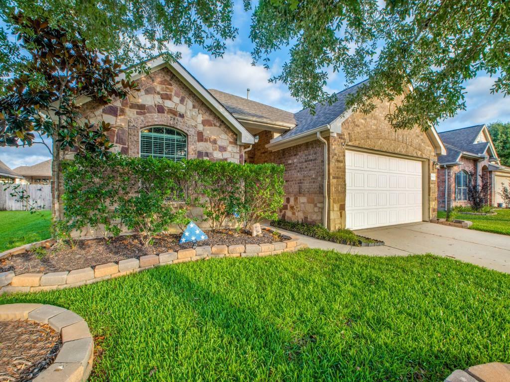 Property Photo:  25111 Country Gate Drive  TX 77375 