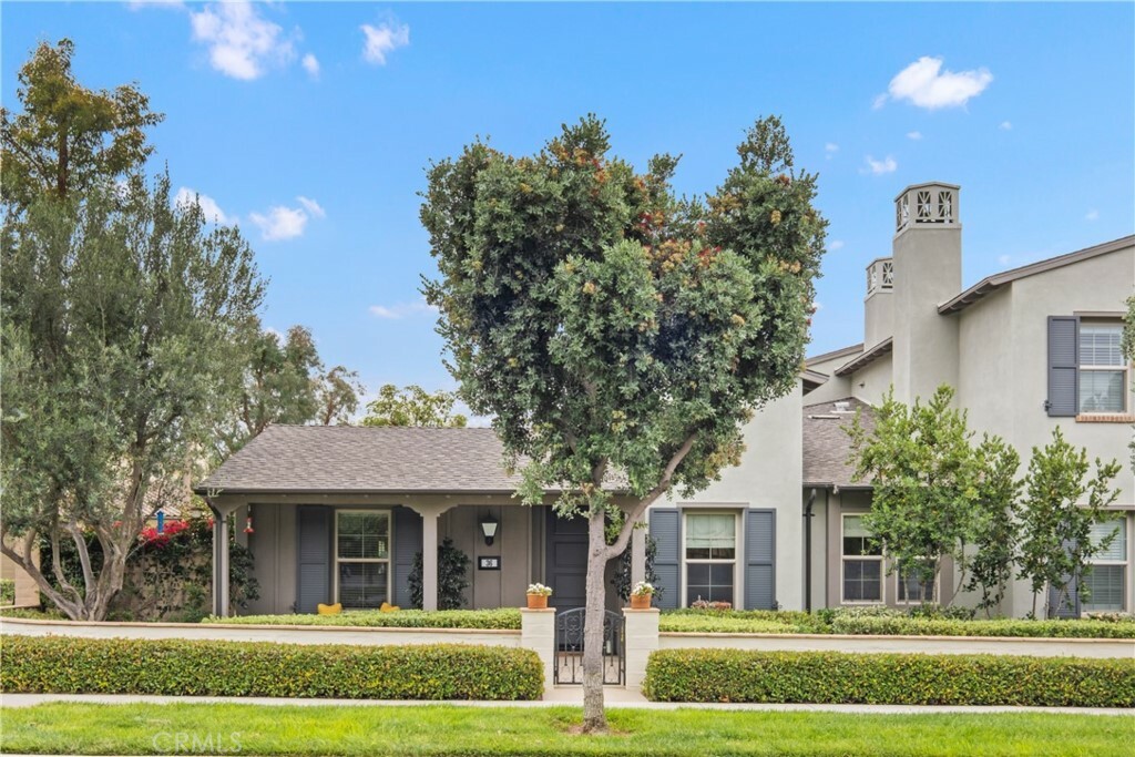 Property Photo:  36 Upperbend  CA 92618 