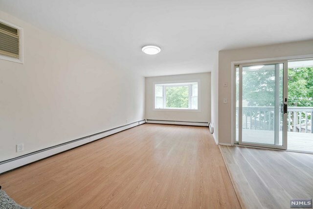 Property Photo:  75 North 14th Street  NJ 07508 