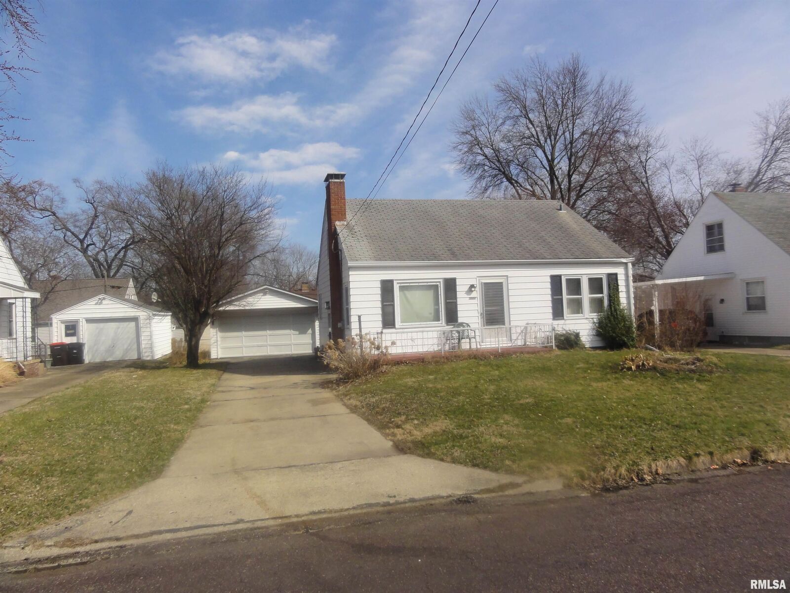Property Photo:  3004 N Western  IL 61604 