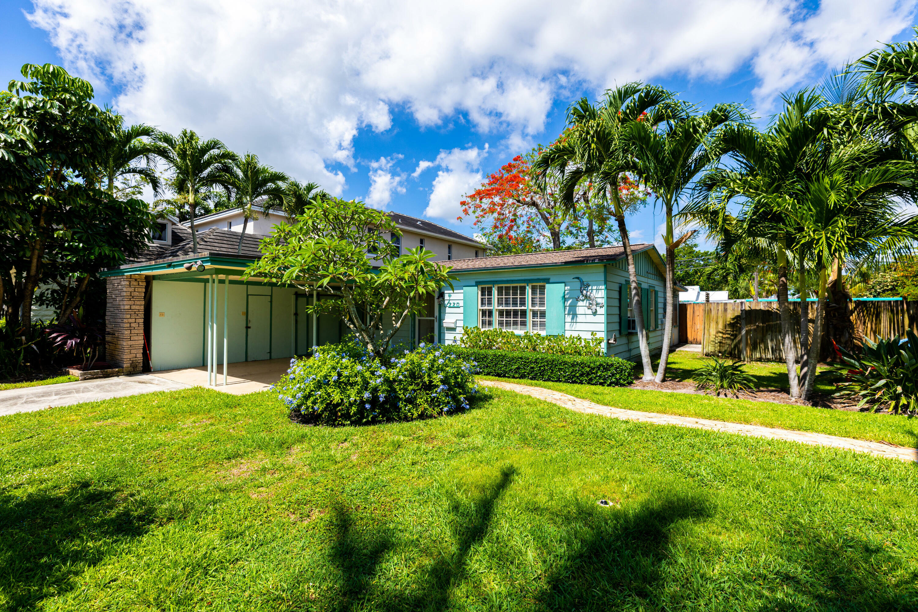 220 N Swinton Avenue  Delray Beach FL 33444 photo