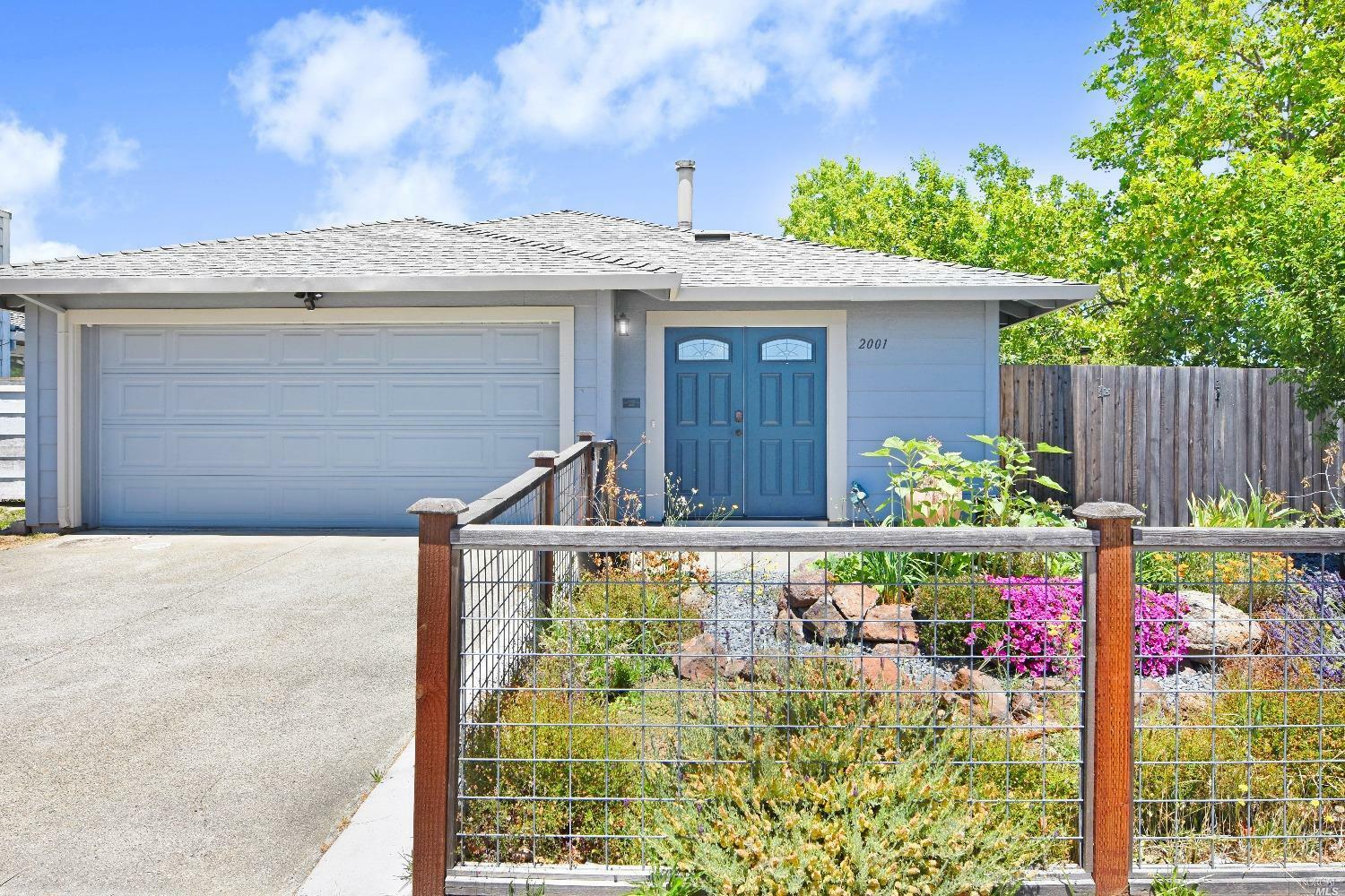 Property Photo:  2001 Lapper Avenue  CA 95403 