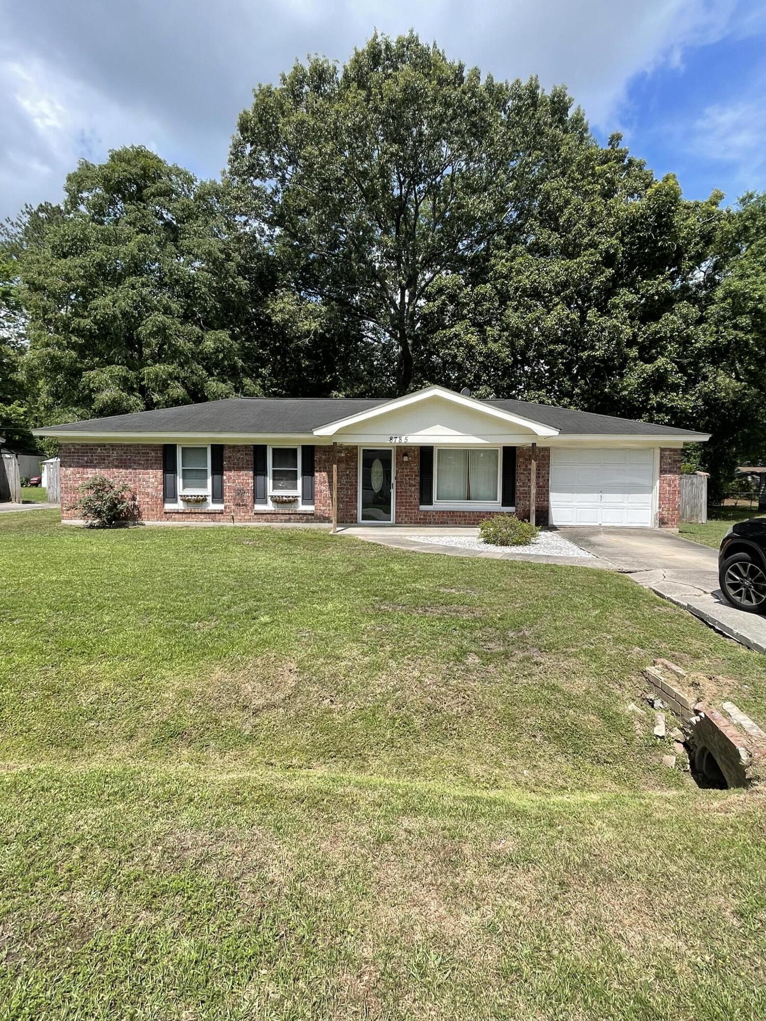 Property Photo: 8785 Auburn Drive SC 29406