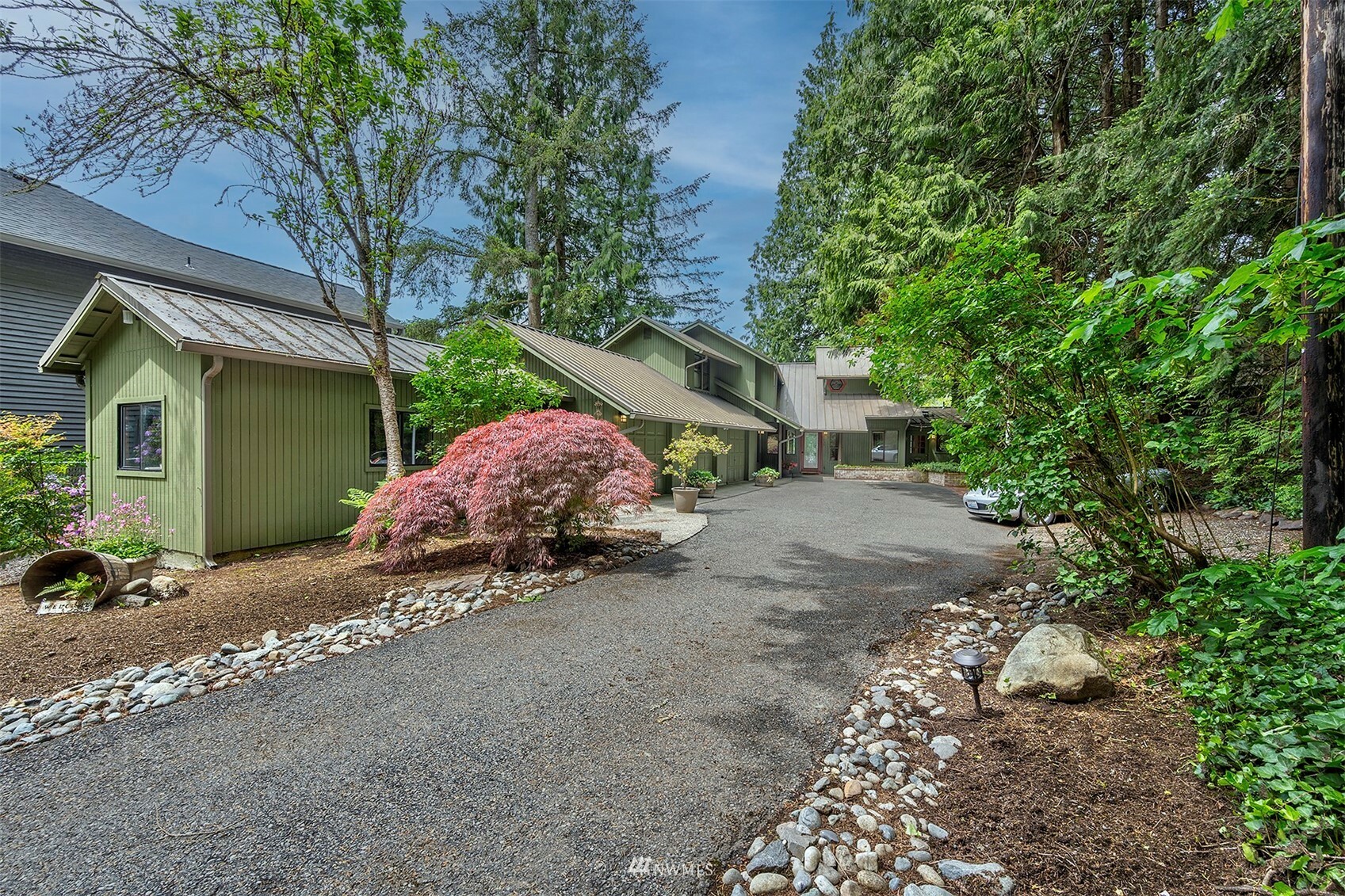 Property Photo:  3235 E Ames Lake Drive NE  WA 98053 