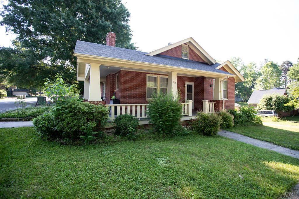 Property Photo:  300 Third Ave  VA 23901 