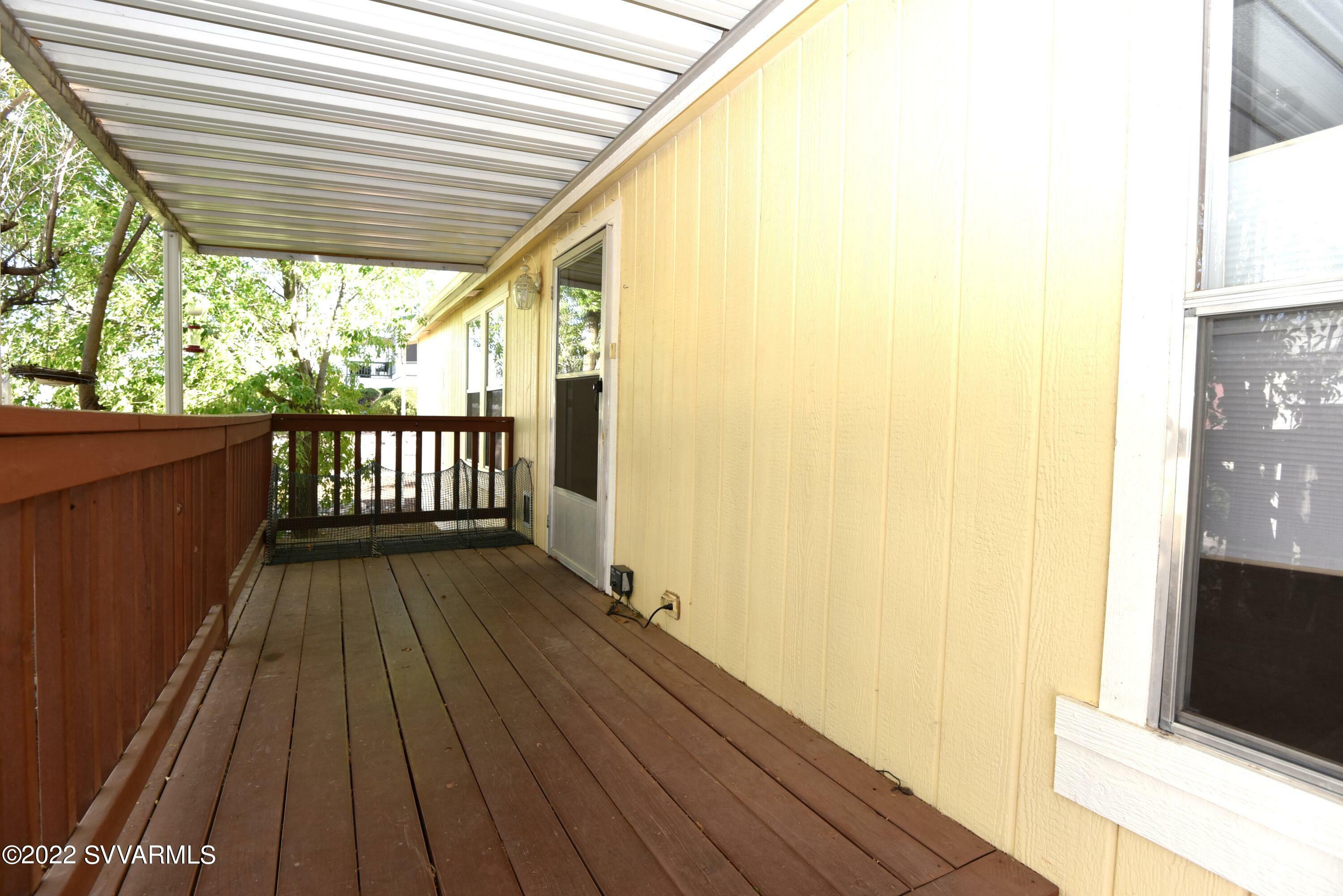 Property Photo:  698 S 3rd Drive  AZ 86326 