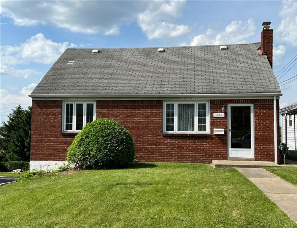Property Photo: 3311 Orchard Dr PA 15133