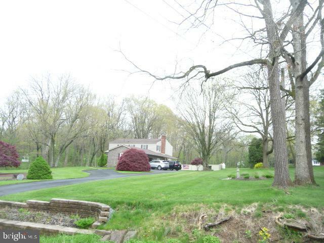 Property Photo:  1105 Keystone Drive  PA 18960 