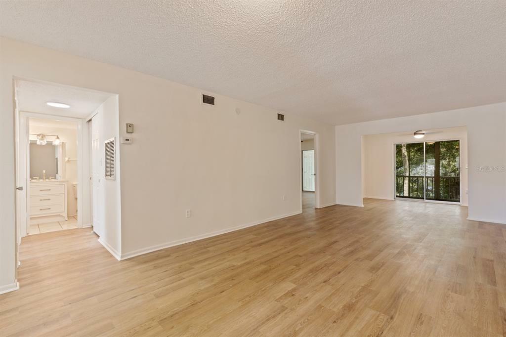 Property Photo:  3580 Lake Bayshore Drive 211  FL 34205 