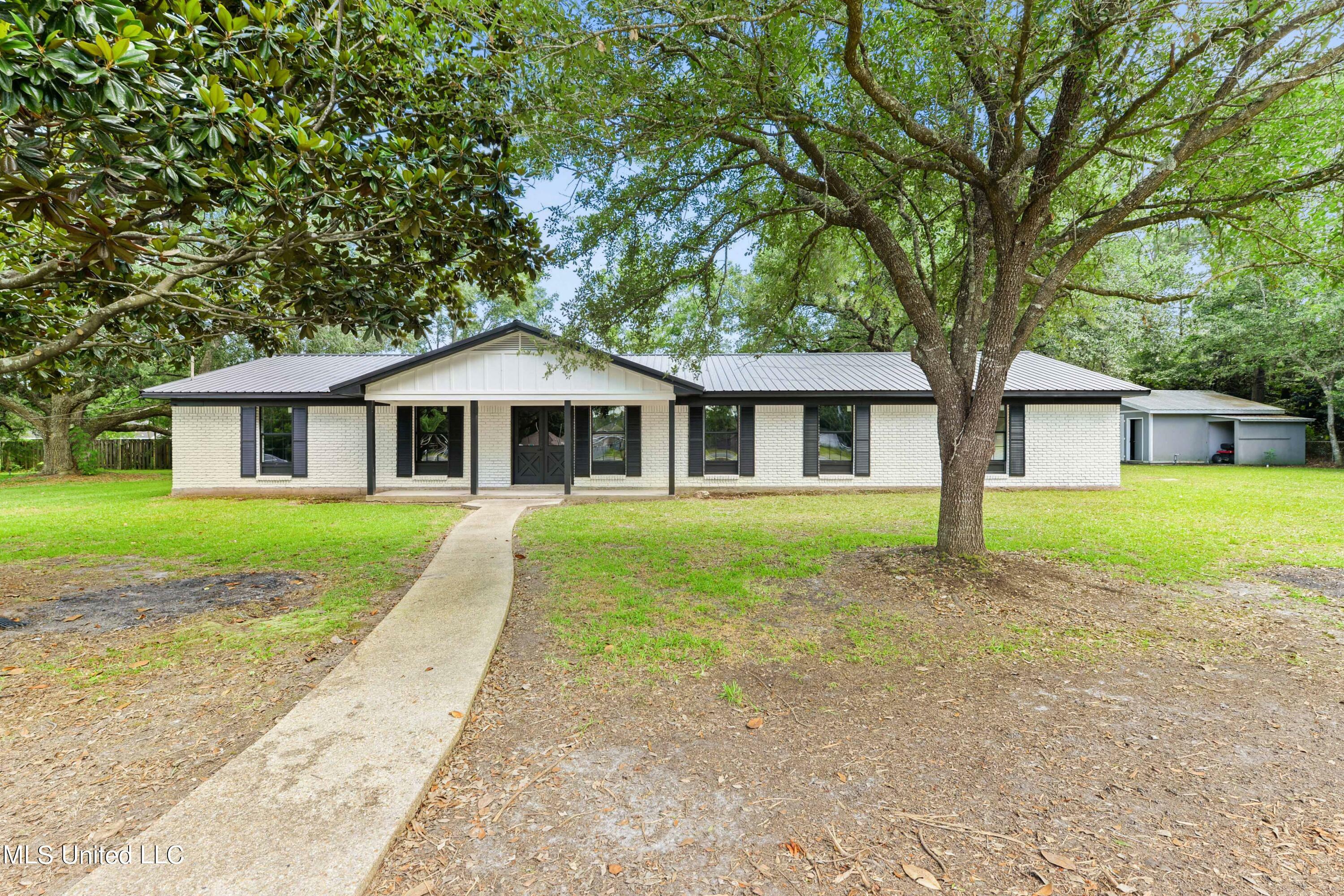 Property Photo:  15609 Thomas Road  MS 39532 