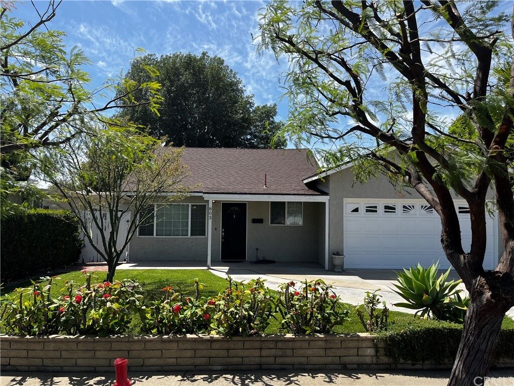 Property Photo:  803 S Walnut Avenue  CA 92821 
