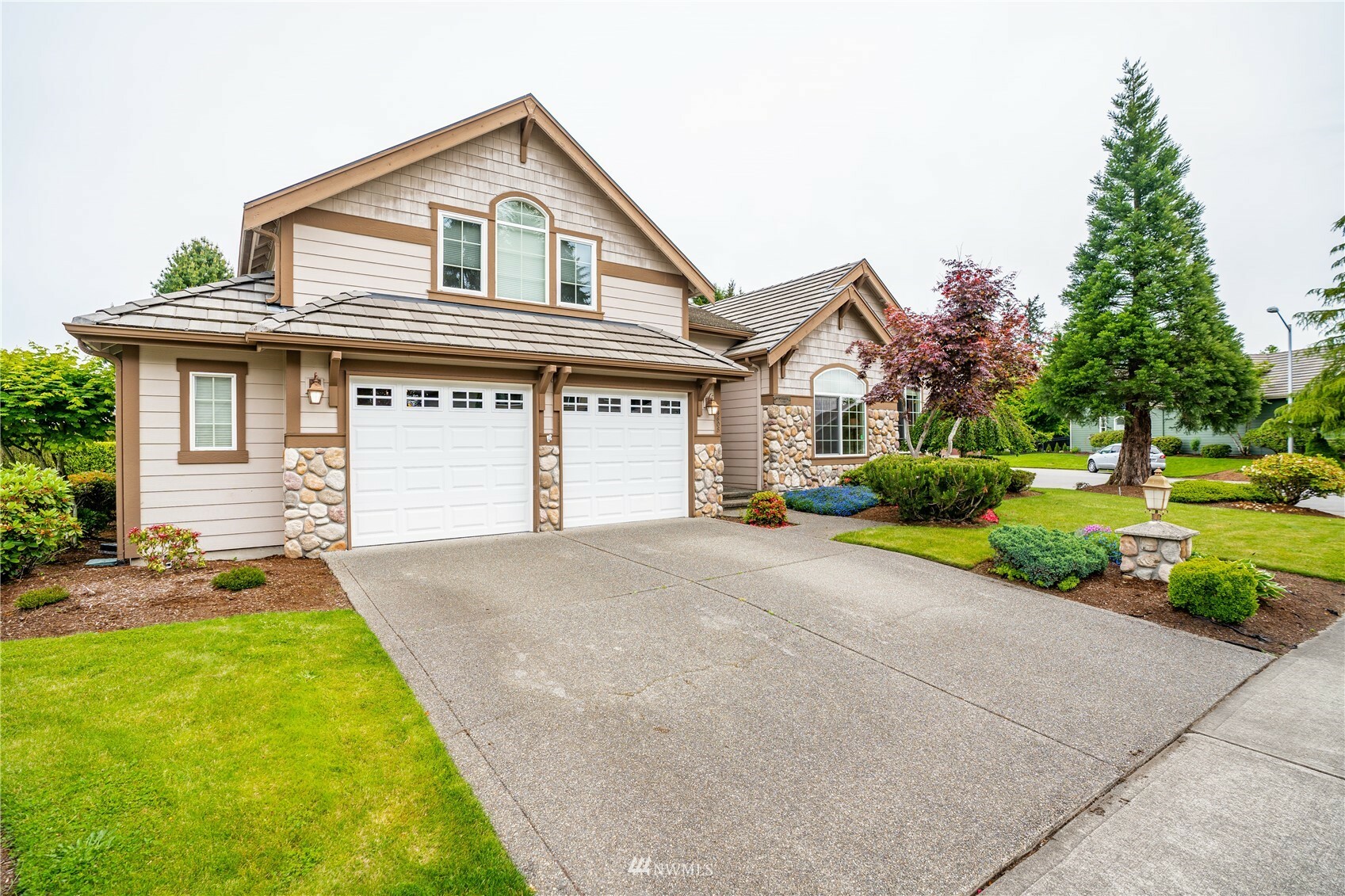 Property Photo:  4608 Prestwick Lane SE  WA 98513 