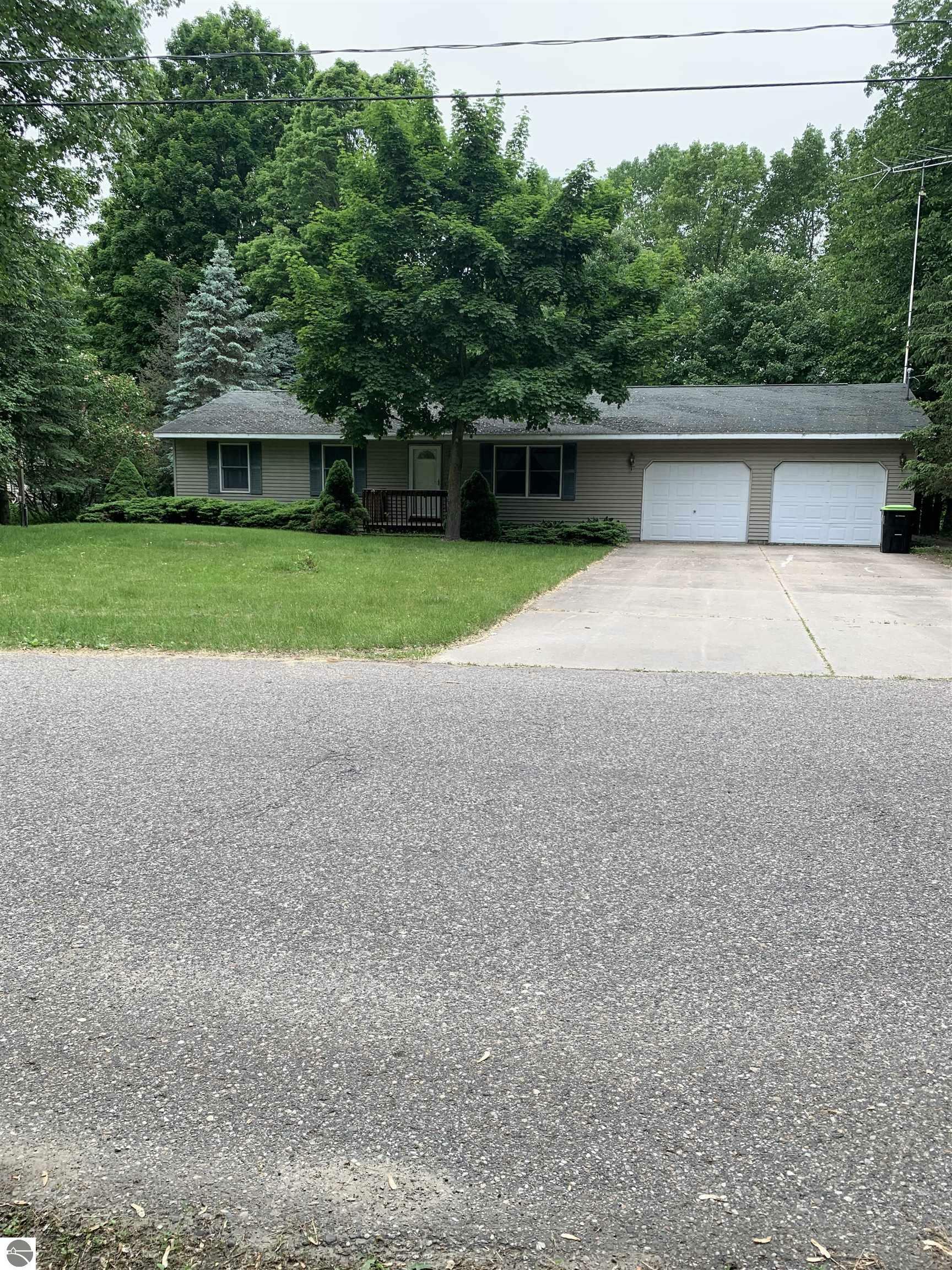 Property Photo:  6145 Pleasant View Drive  MI 48617 