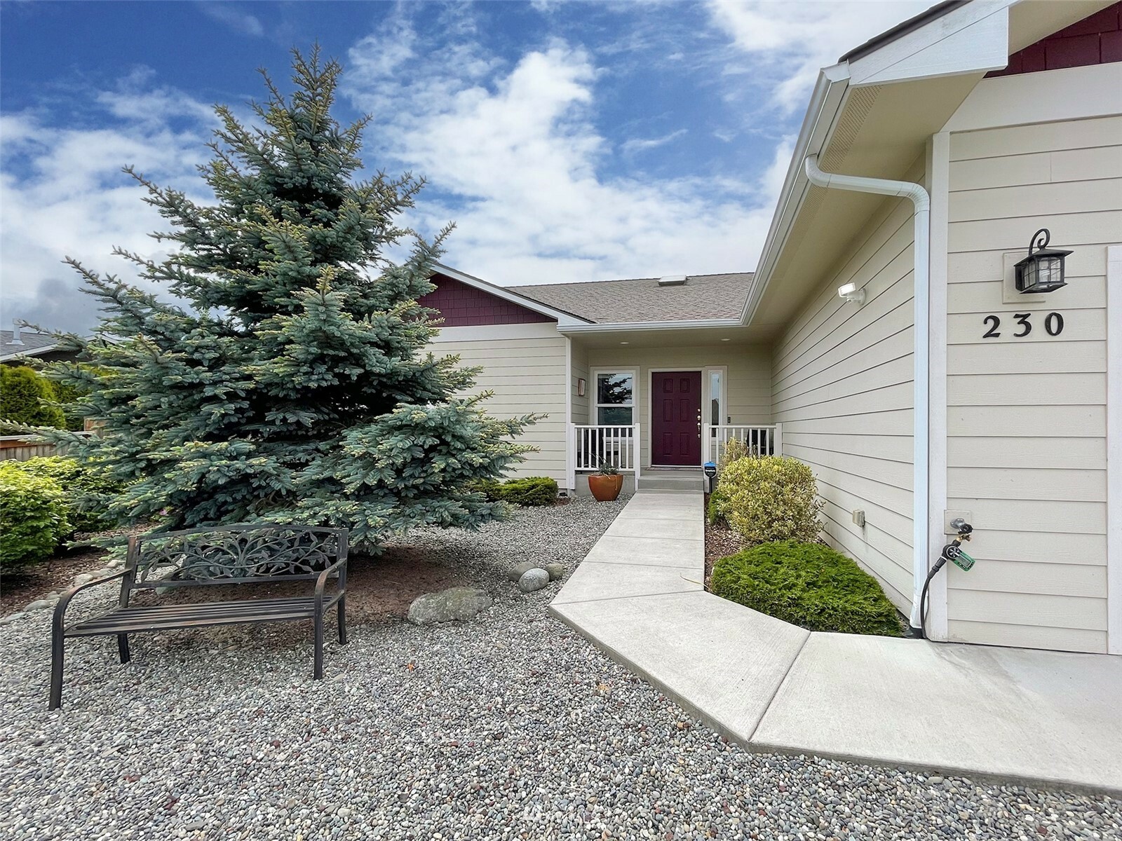 Property Photo: 230 Choice Loop WA 98382