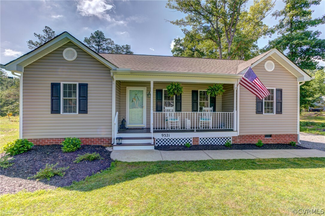 Property Photo:  9321 Pine Hollow Road  VA 23141 