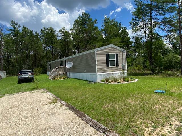 Property Photo: 81 E Lafavre Lane FL 32433