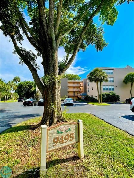 Property Photo: 9495 Evergreen Pl 405 FL 33324