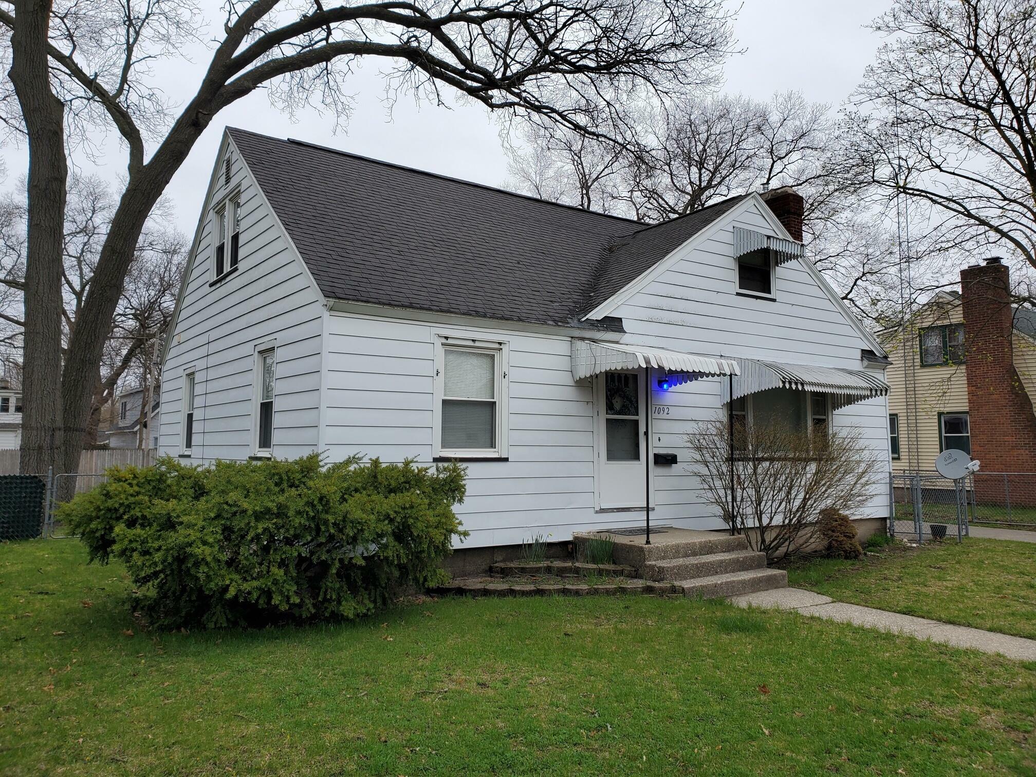 1092 Fleming Avenue  Muskegon MI 49442 photo