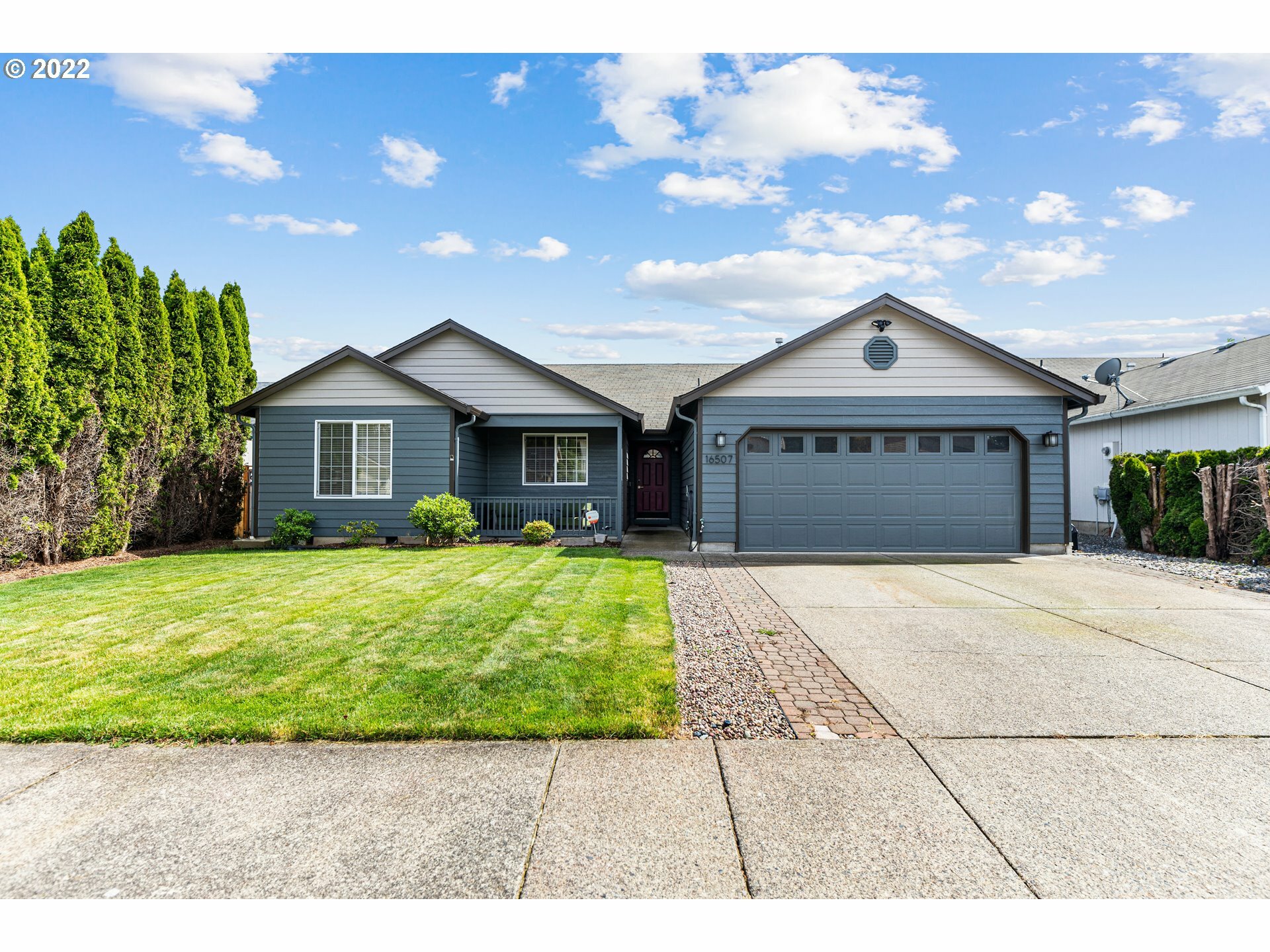 Property Photo: 16507 NE 81st St WA 98682