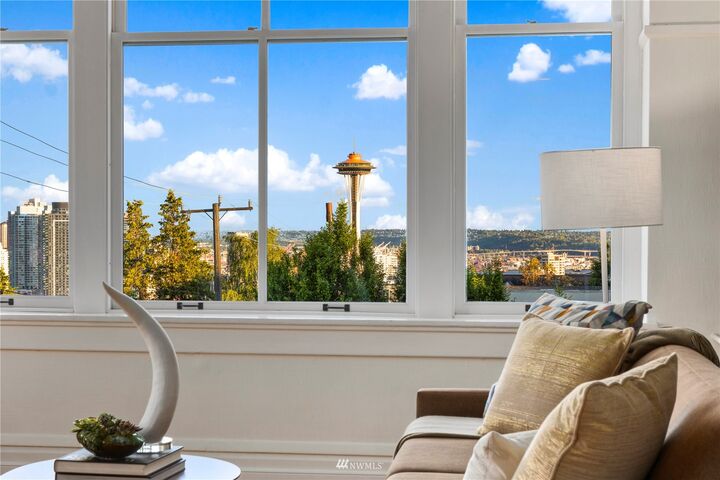 Property Photo: 201 Galer Street 328 WA 98109
