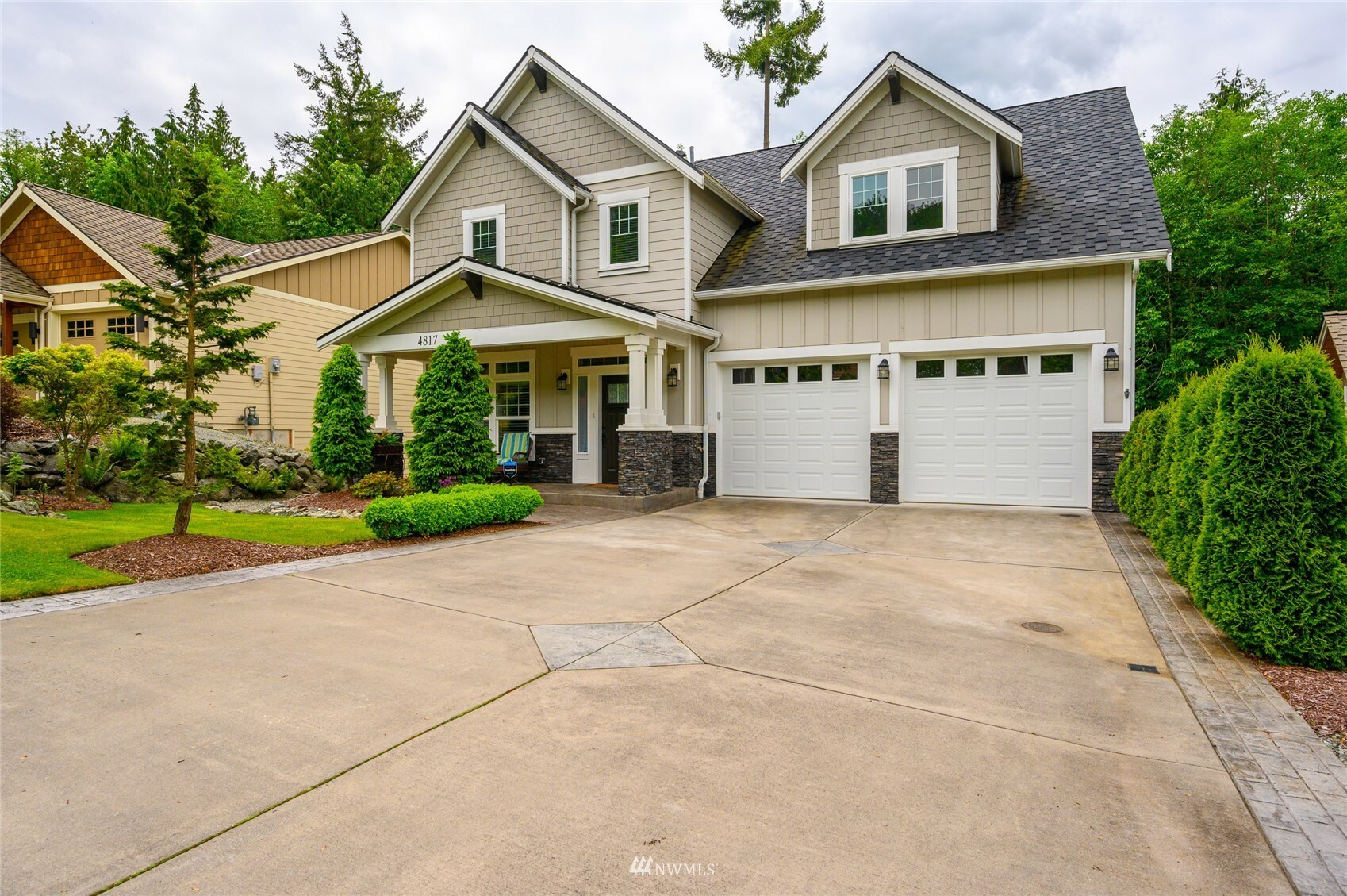 Property Photo: 4817 Beaver Pond Drive S WA 98274