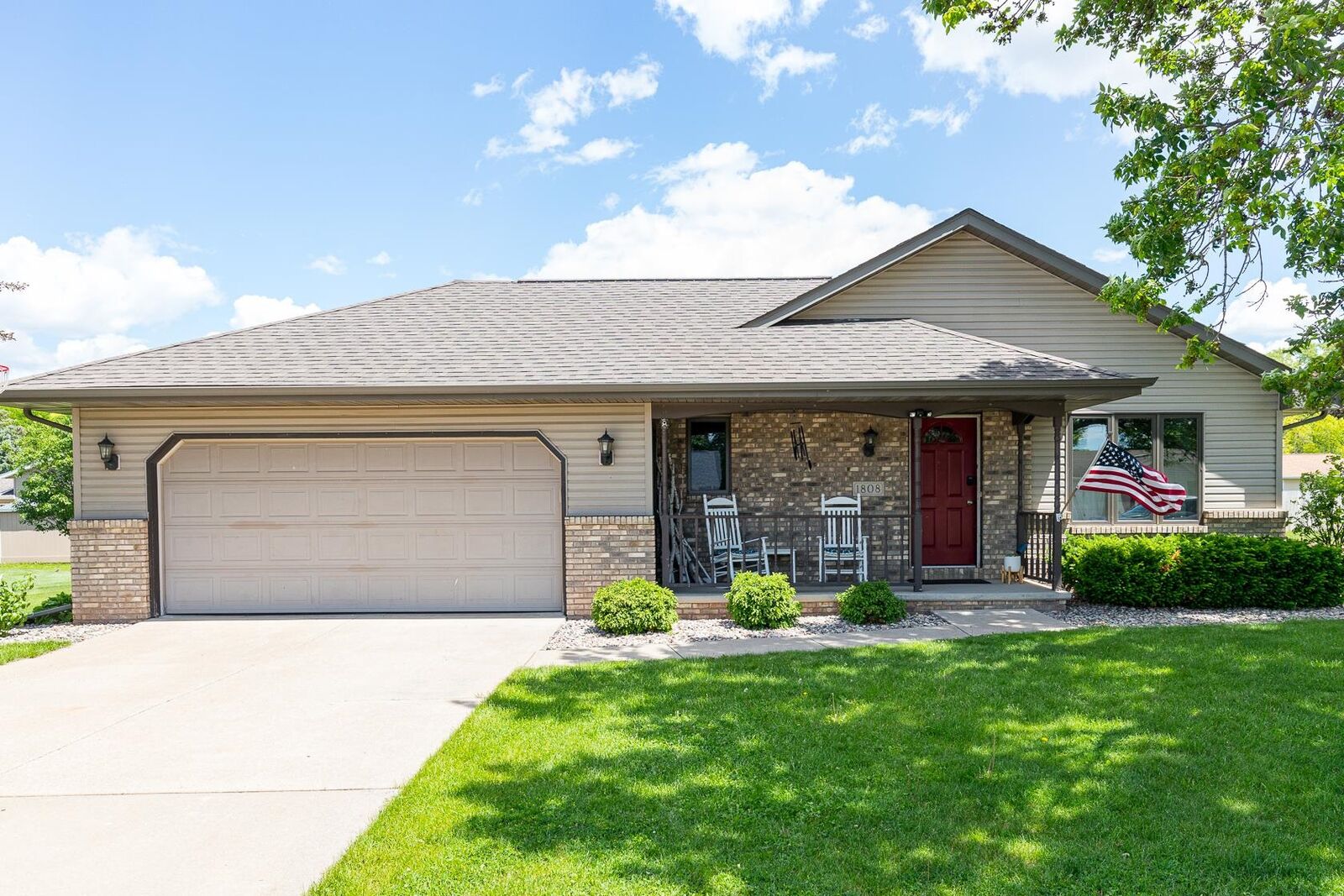 Property Photo: 1808 Fieldcrest Drive WI 54130