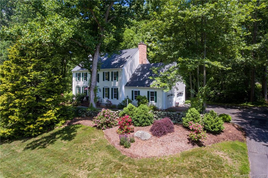 Property Photo:  9 Stanton Court  CT 06443 