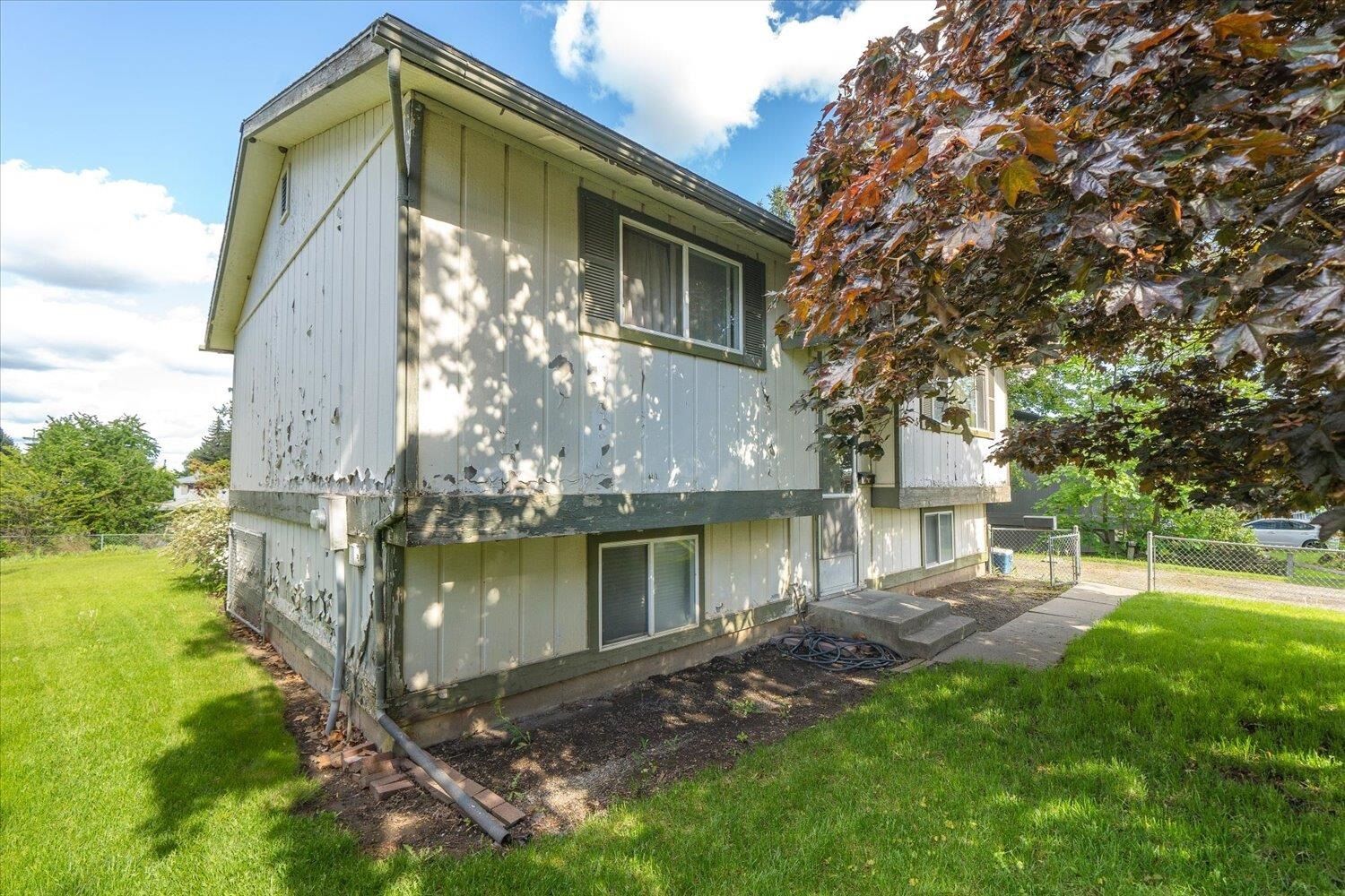 Property Photo:  111 Pineview Ct  WA 99004 