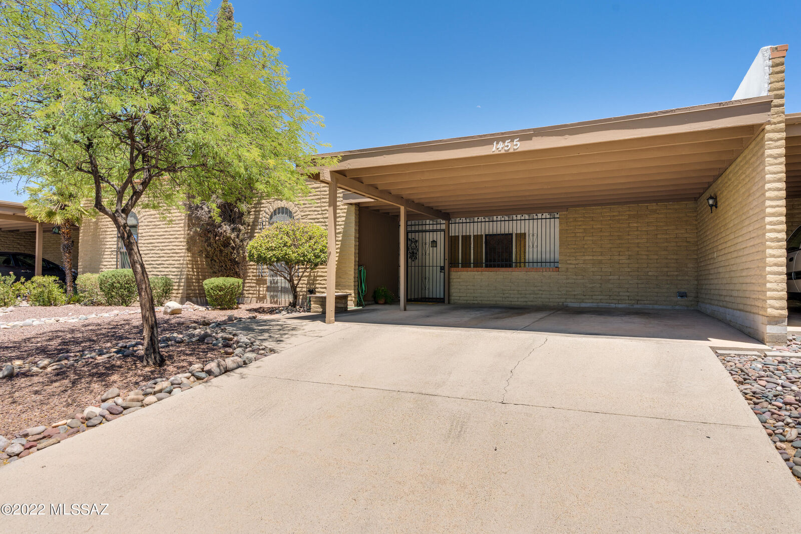 Property Photo:  1455 S Park Lane  AZ 85710 