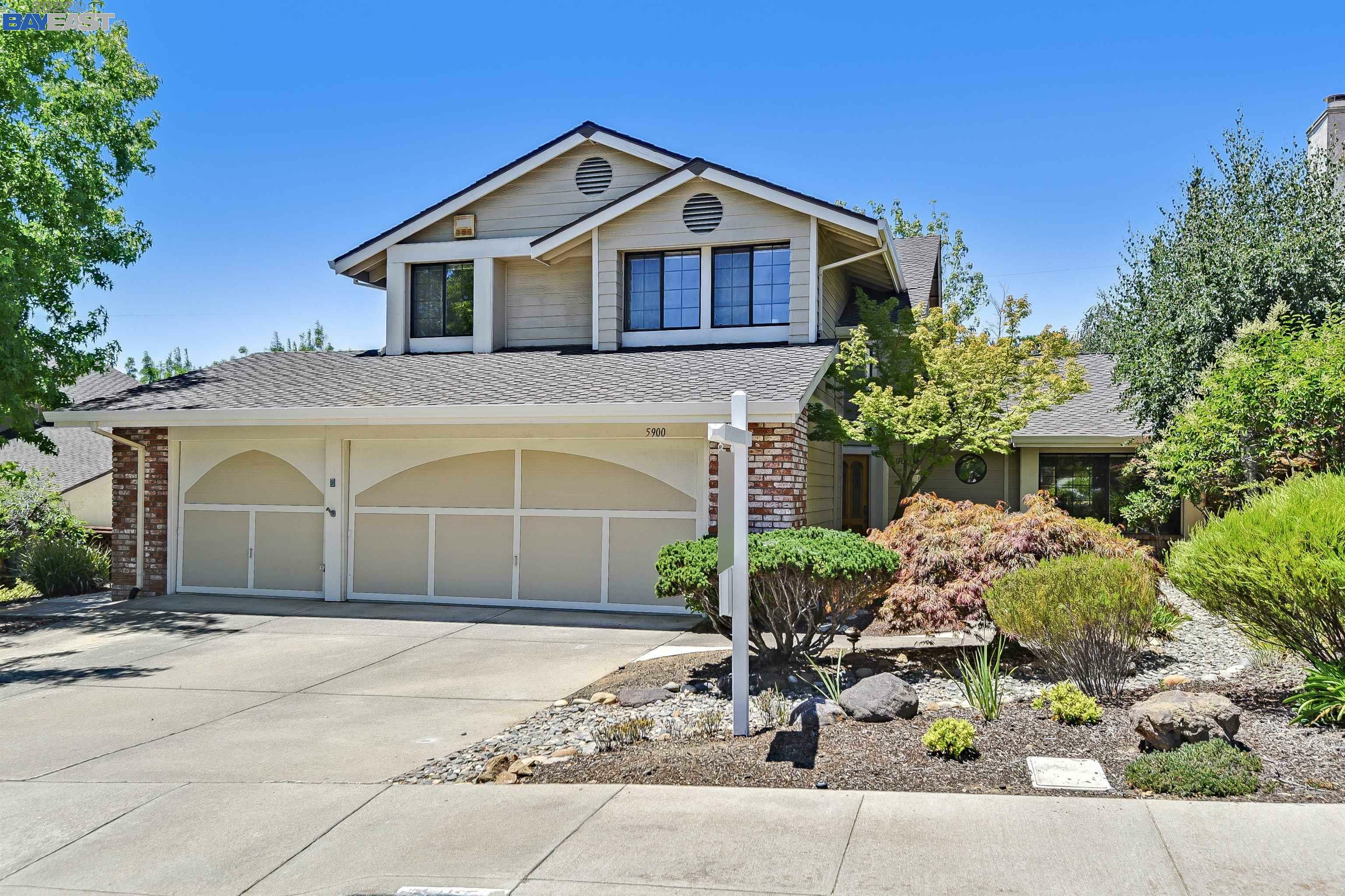 Property Photo: 5900 Charter Oaks Dr CA 94552