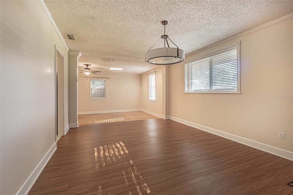 Property Photo: 14810 N Boulevard FL 33613