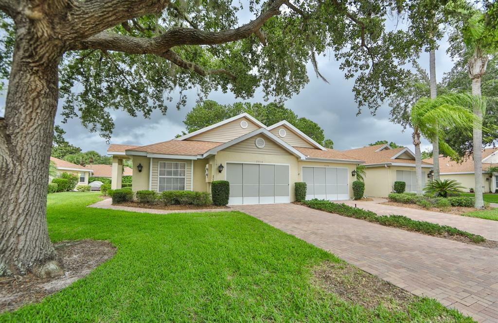 Property Photo:  2518 New Haven Circle  FL 33573 