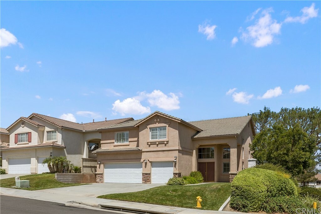 Property Photo: 45373 Eagle Crest Lane CA 92592