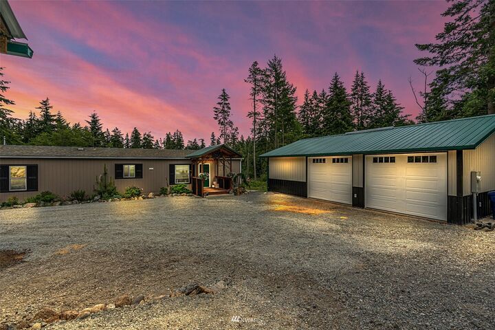 Property Photo: 2235 Parker Road WA 98282