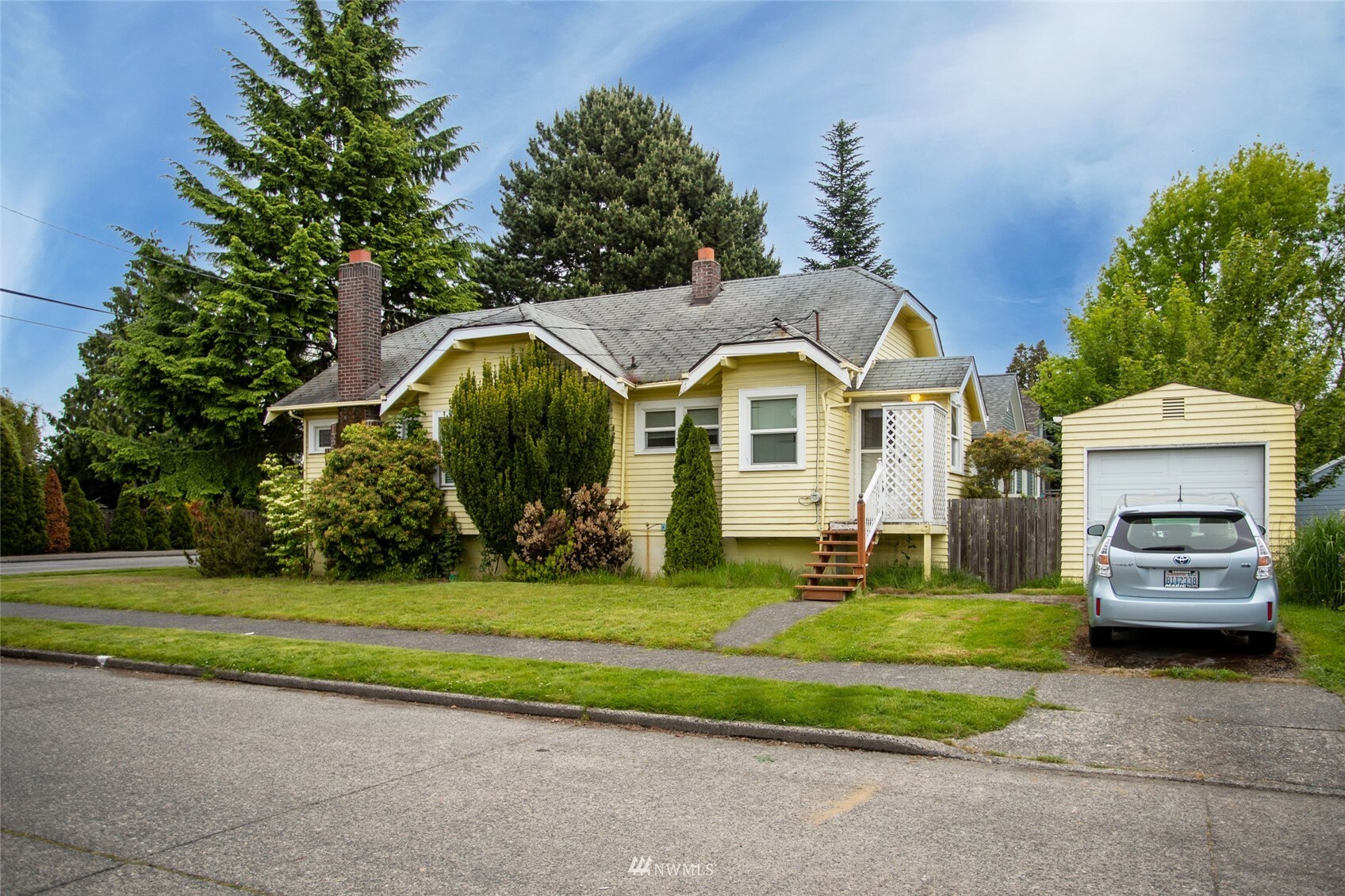 Property Photo:  2215 NW 85th Street  WA 98117 