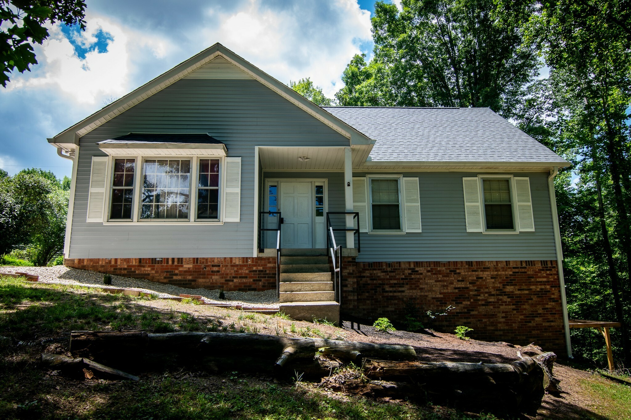 Property Photo:  506 Ed Harris Rd  TN 37015 