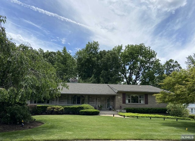 Property Photo: 15 Ledge Road NJ 07470