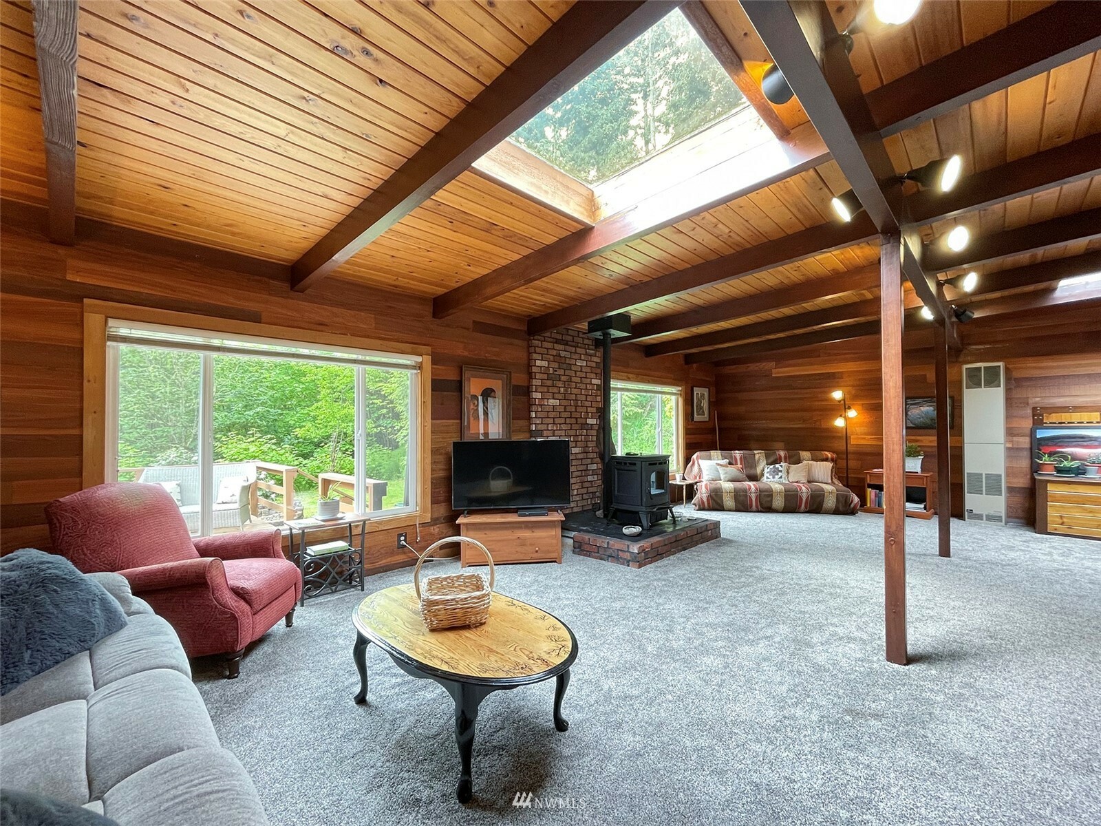 Property Photo:  824 W Highway 101  WA 98363 