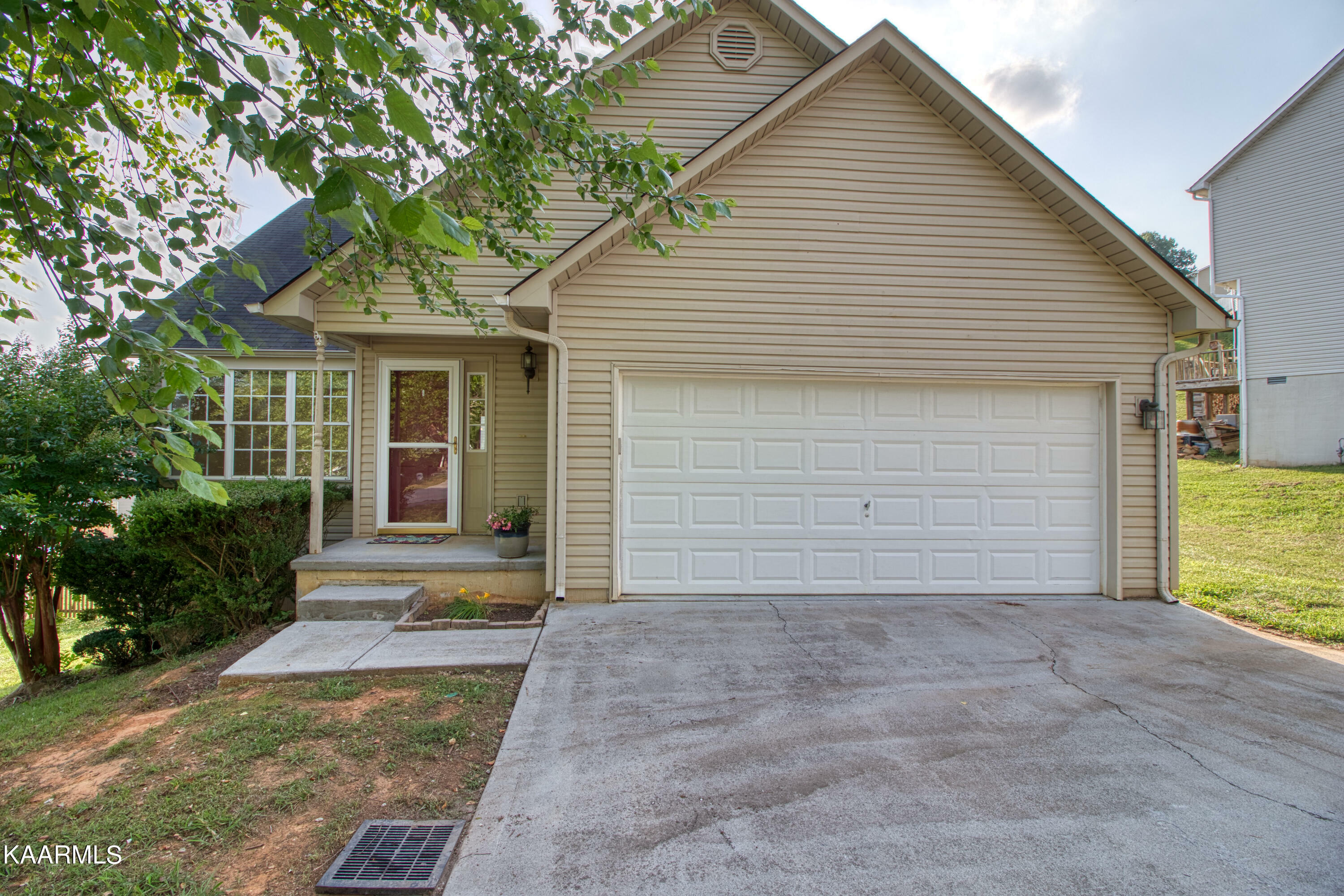 Property Photo: 7233 Austin Park Lane TN 37920