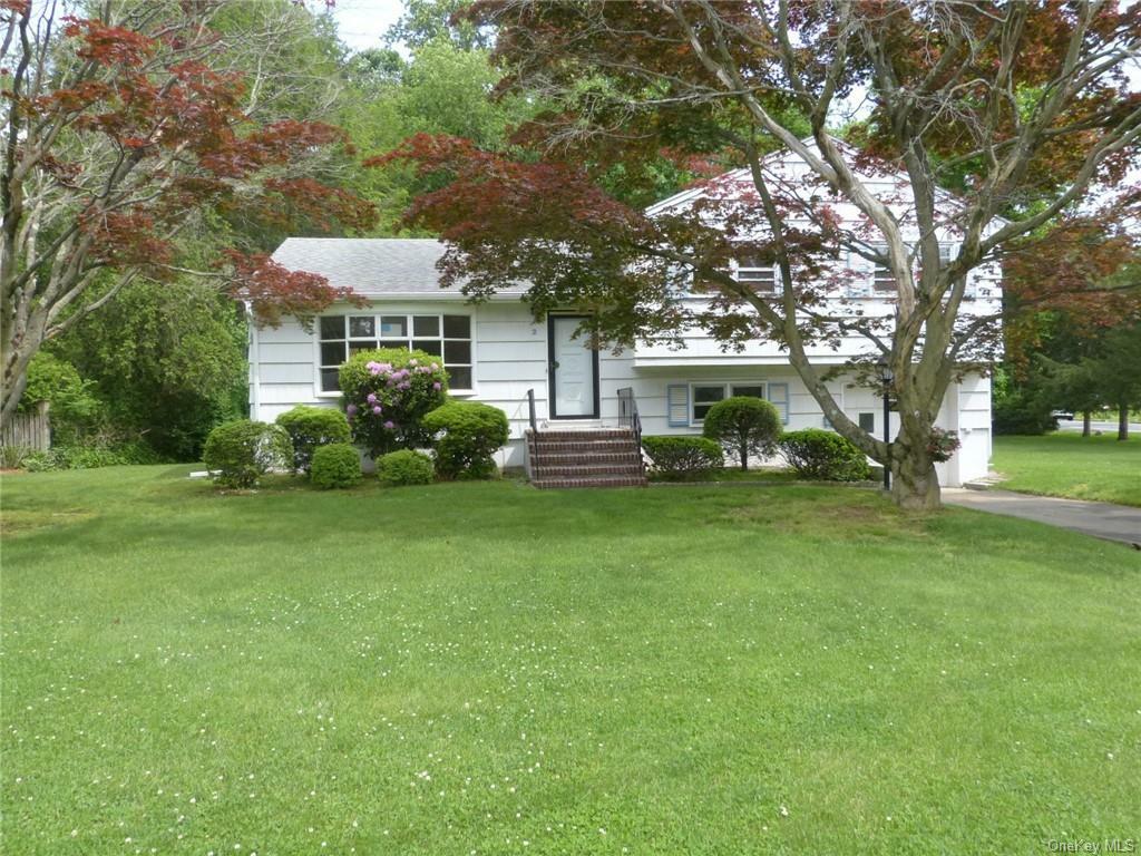 Property Photo:  2 Old Mill Lane  NY 10983 