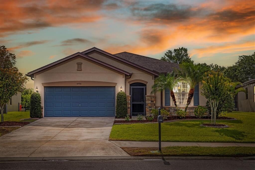 Property Photo:  5716 110th Avenue E  FL 34219 