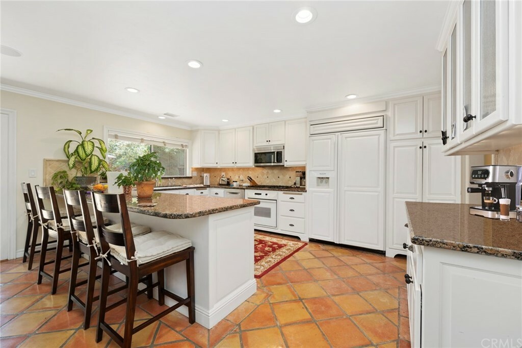 Property Photo:  215 Lilac Lane  CA 92823 