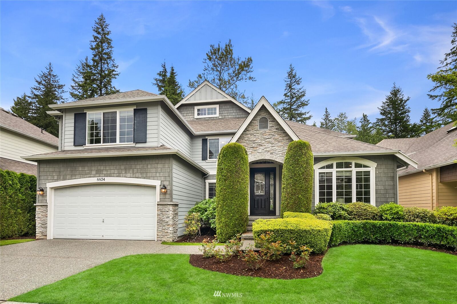 Property Photo: 8834 237th Place NE WA 98053