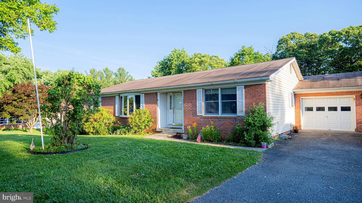 Property Photo: 12507 Lee Hill Drive MD 21770