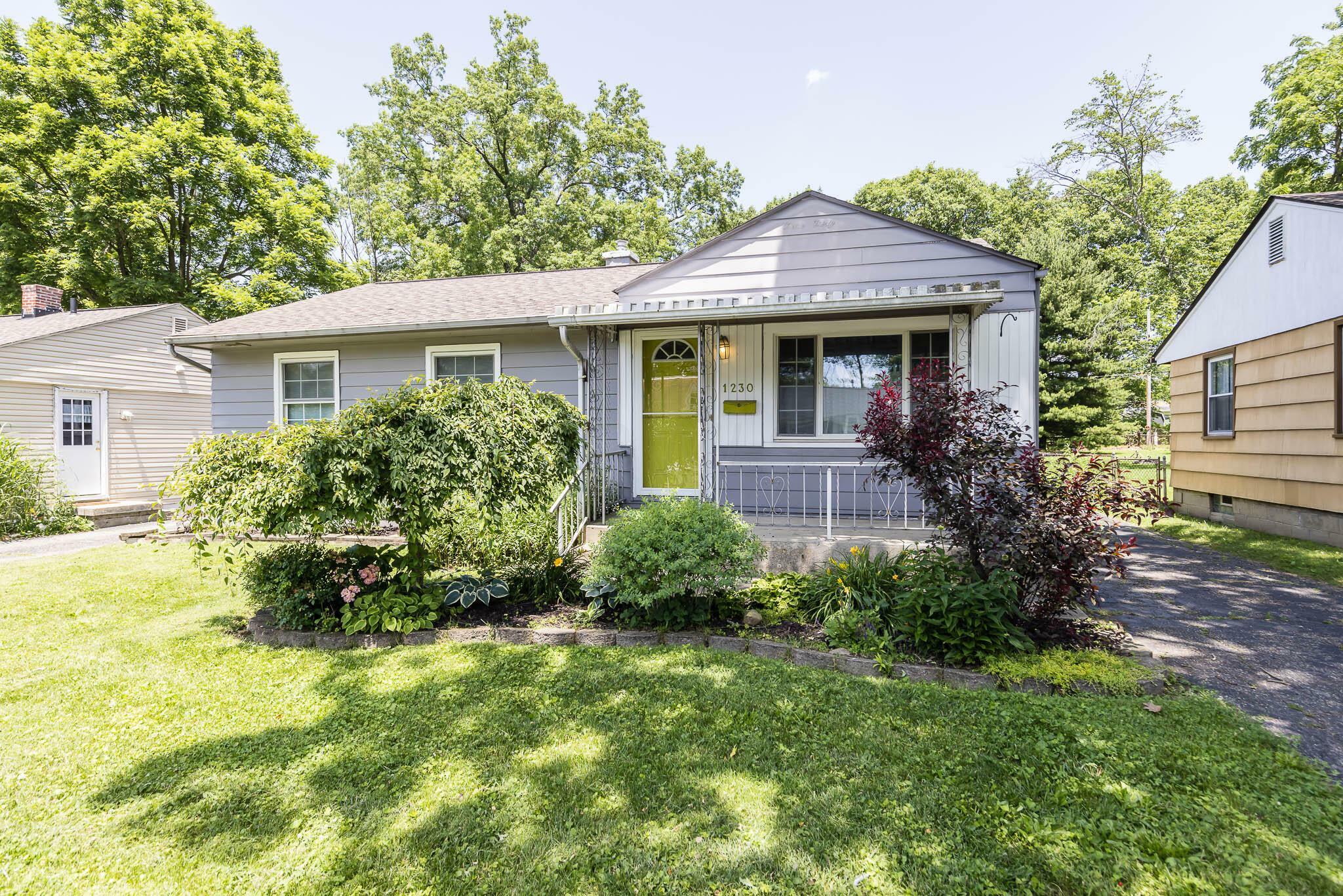 Property Photo:  1230 Acton Road  OH 43224 