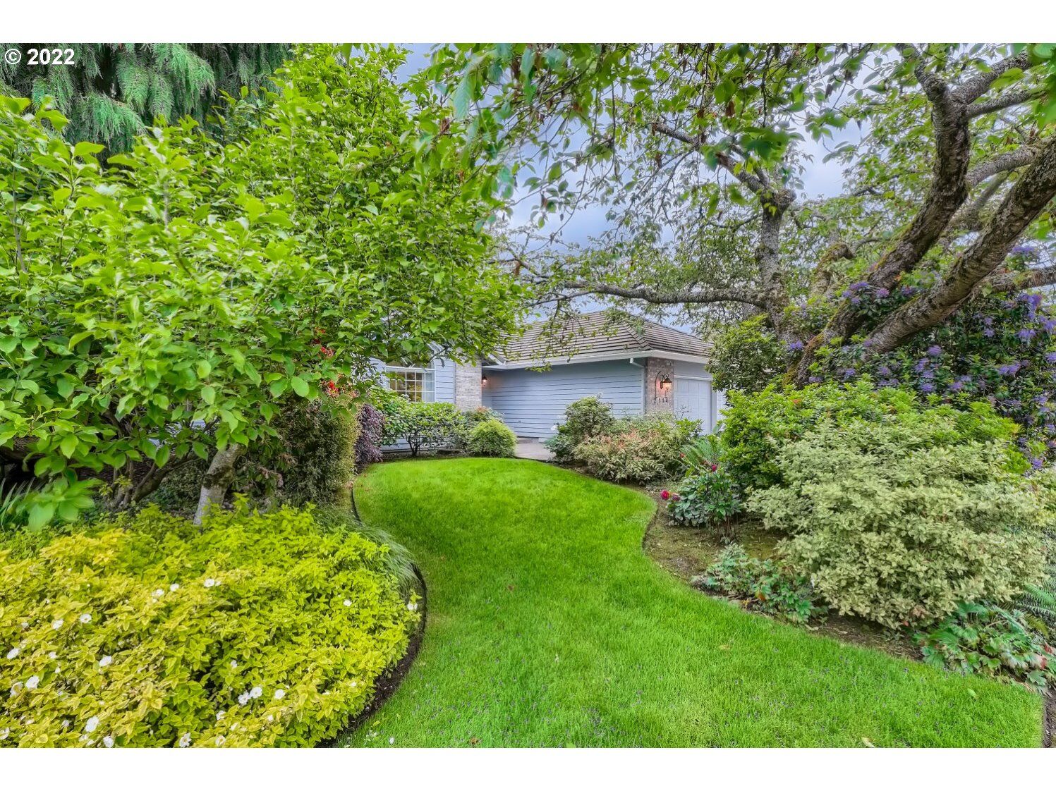 Property Photo:  2114 NE 161st Pl  WA 98684 