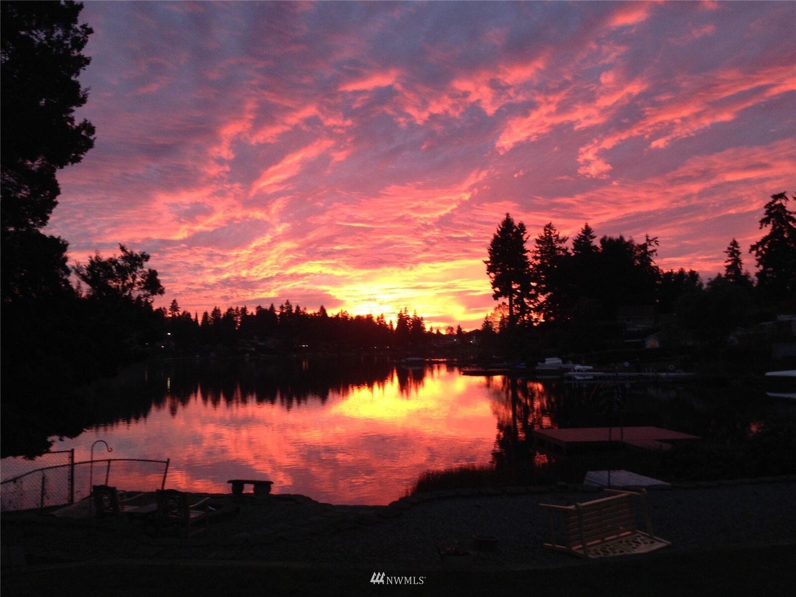 Property Photo:  30415 28th Avenue S  WA 98003 
