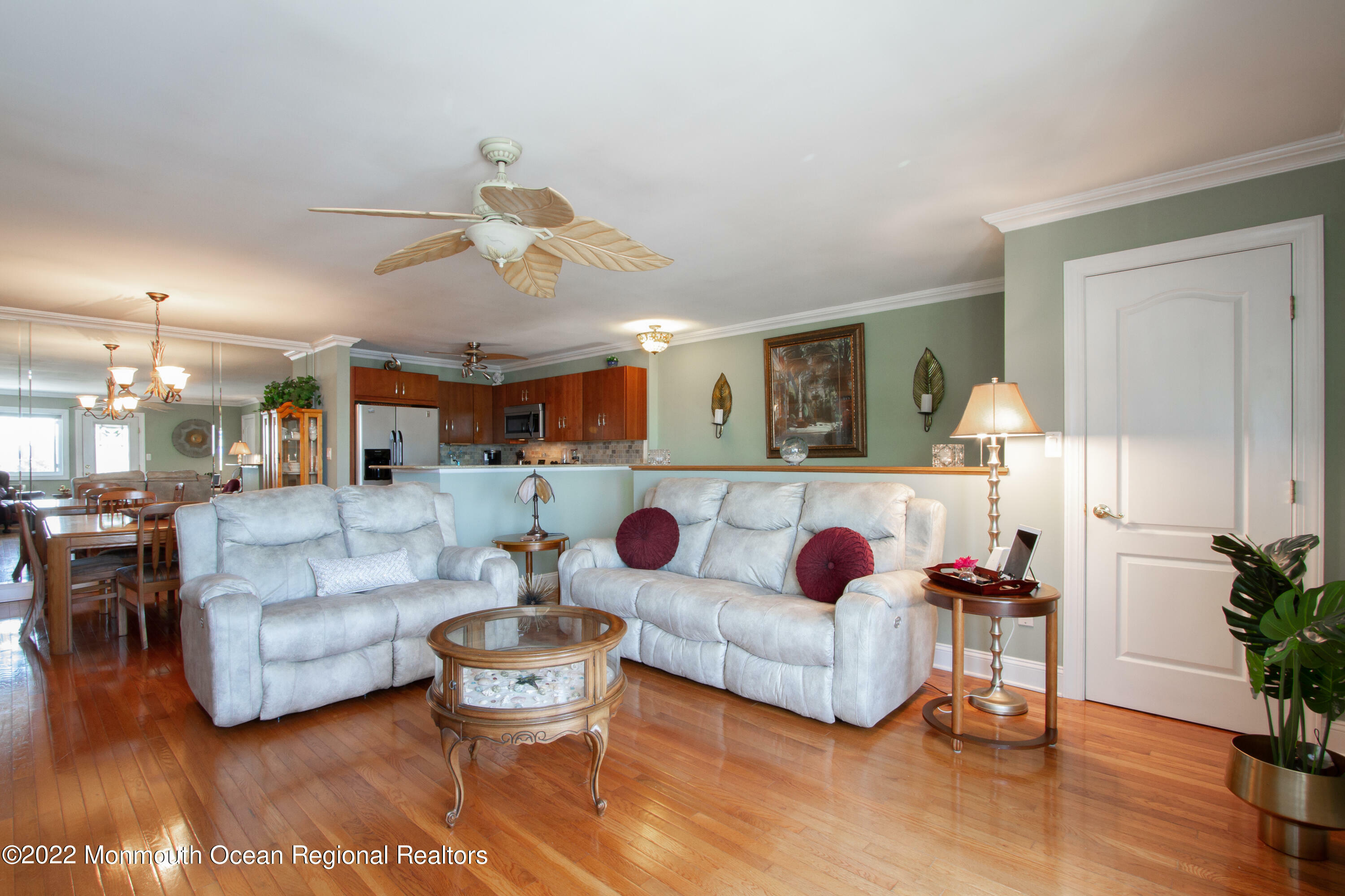 Property Photo:  260 Ocean Avenue 7B  NJ 07760 